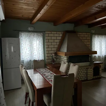 Prázdninový dům Forest Escape House