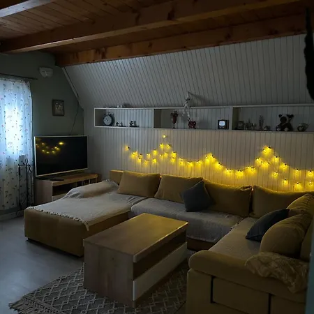 Forest Escape House *